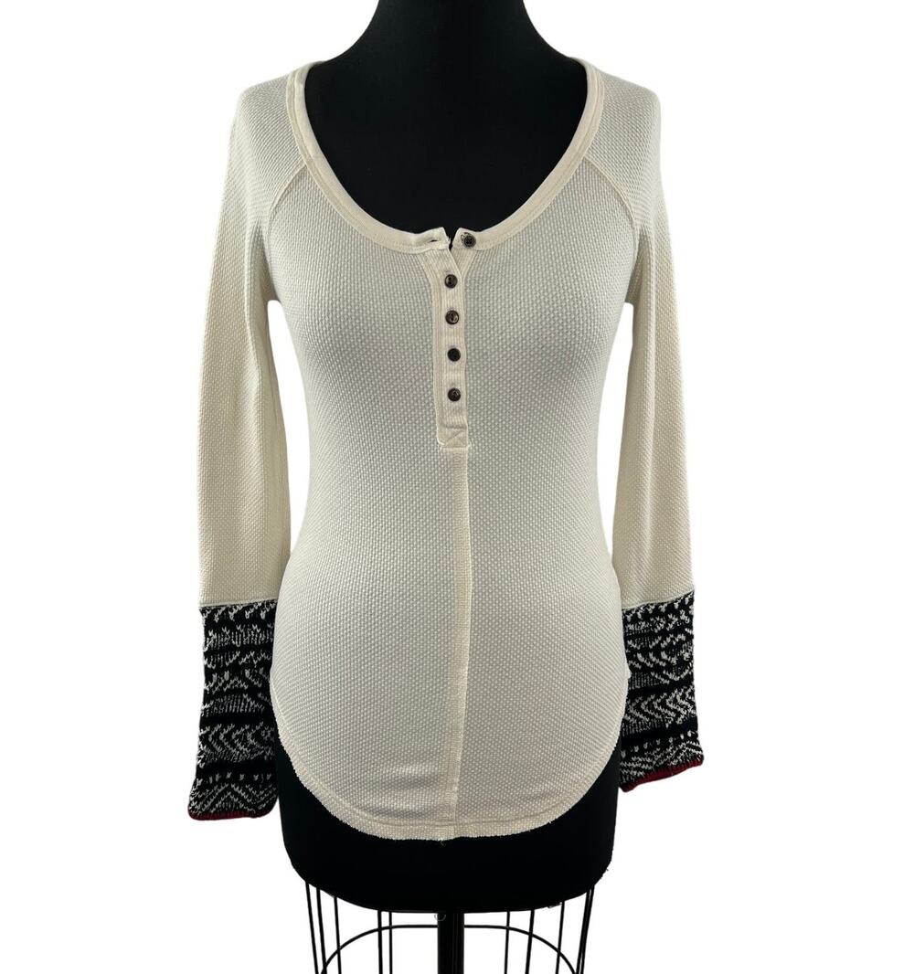 FREE PEOPLE White Top Stretch Knit Ribbed Raglan Sleeve Henley Neck Size Small S